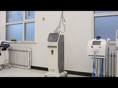 دستگاه لیزر کسری CO2 بازسازی سطح پوست 40W Ultra Pulse CW Removal Light Mole کیس آلومینیومی