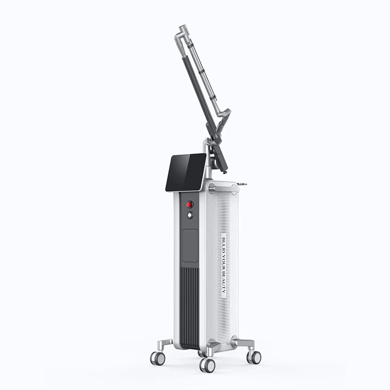 دستگاه لیزری کسری 10600nm CO2 برای بازسازی سطح پوست و حذف چین و چروک
